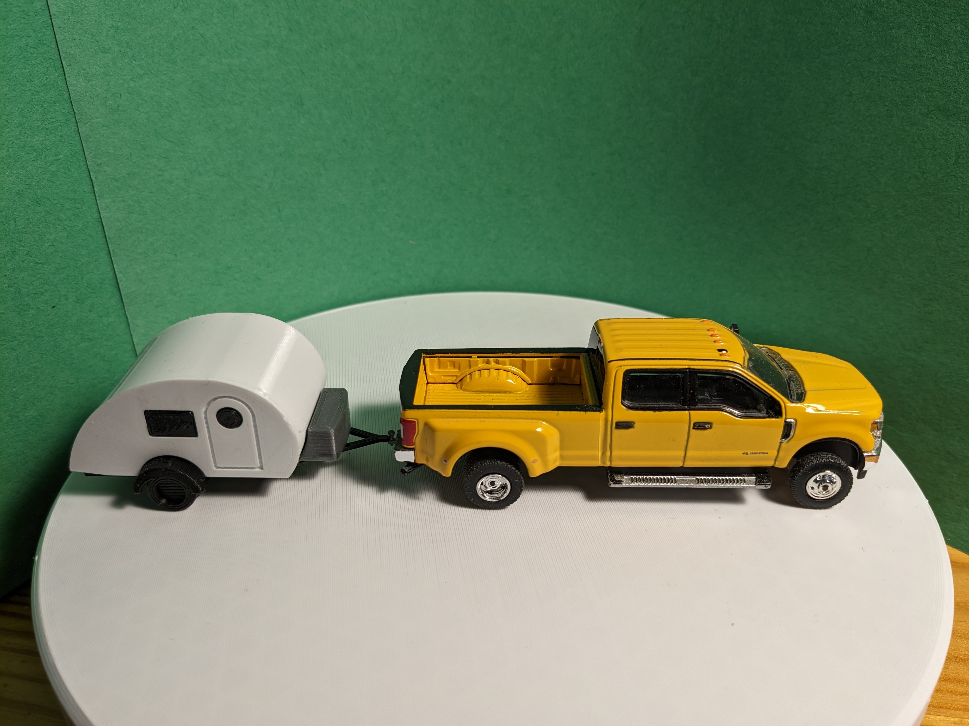 S Scale 1:64 nuCamp T@G XL travel trailer camper RV 3-pack