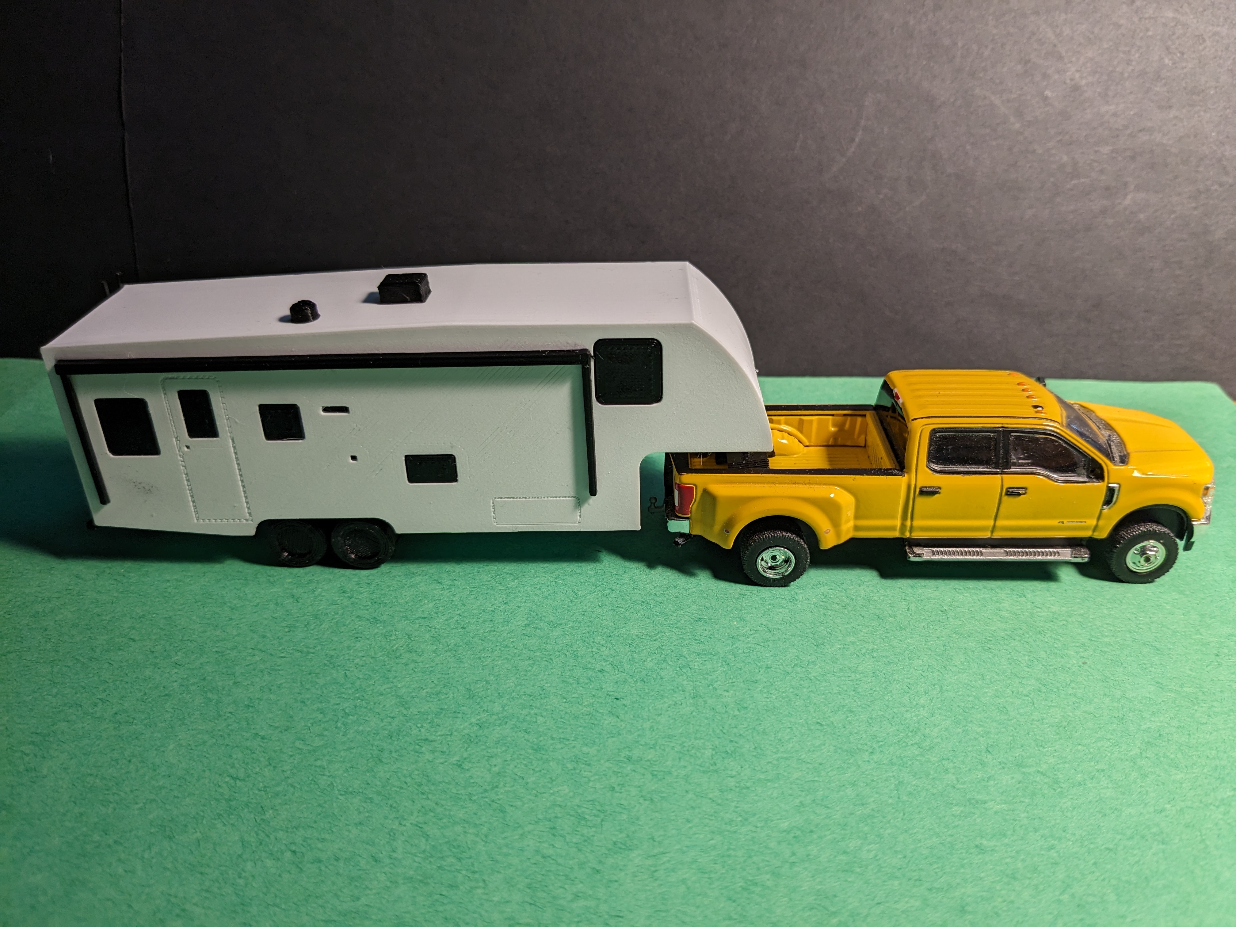 S Scale 1:64 Winnebago Micro Mini 5th wheel 2405 RL (2020)